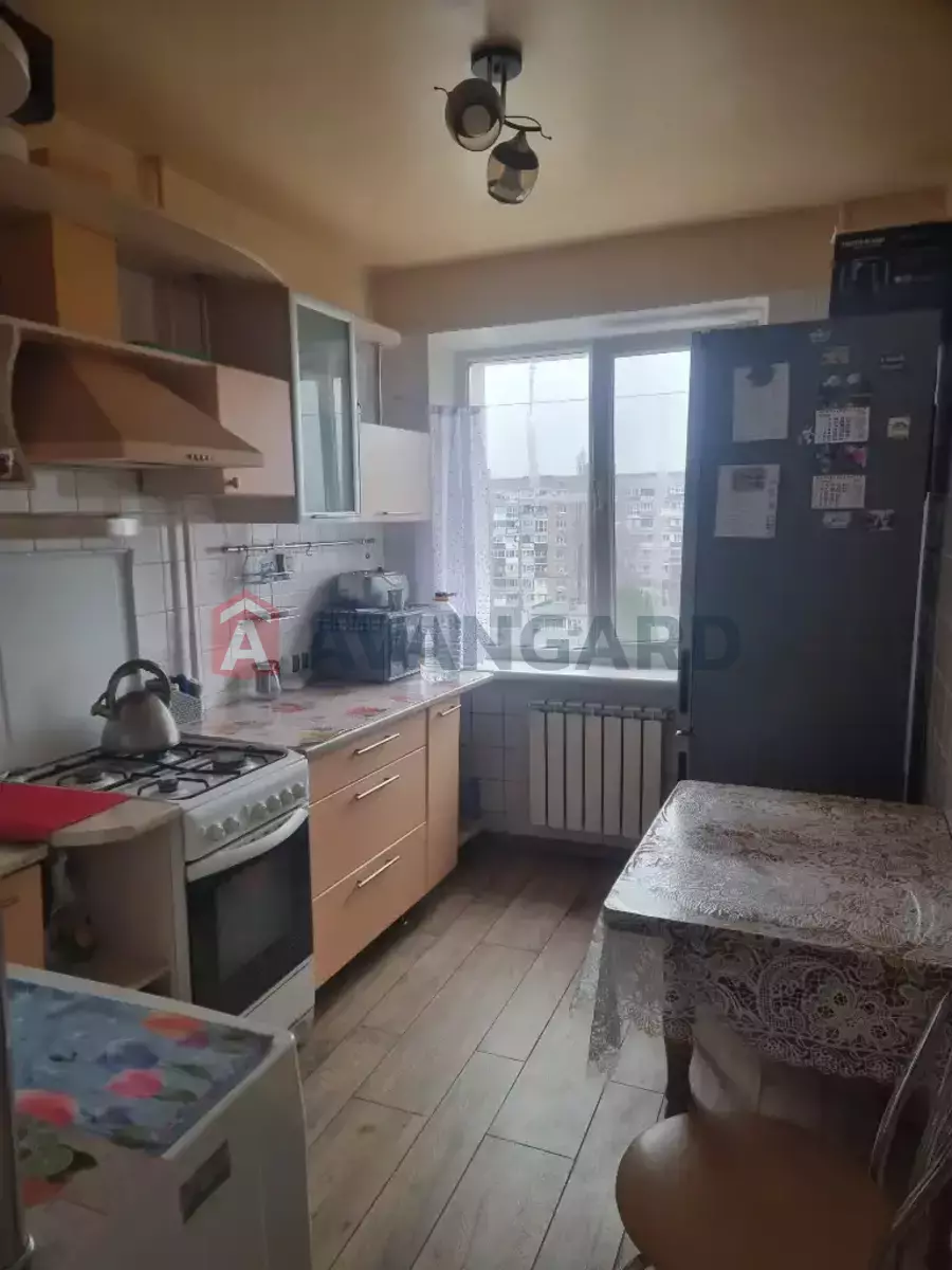 3 кім. квартира, 63/44/7 кв. м., 8/9 поверх фото 13 3 кім. квартира, 63/44/7 кв. м., 8/9 поверх фото 13