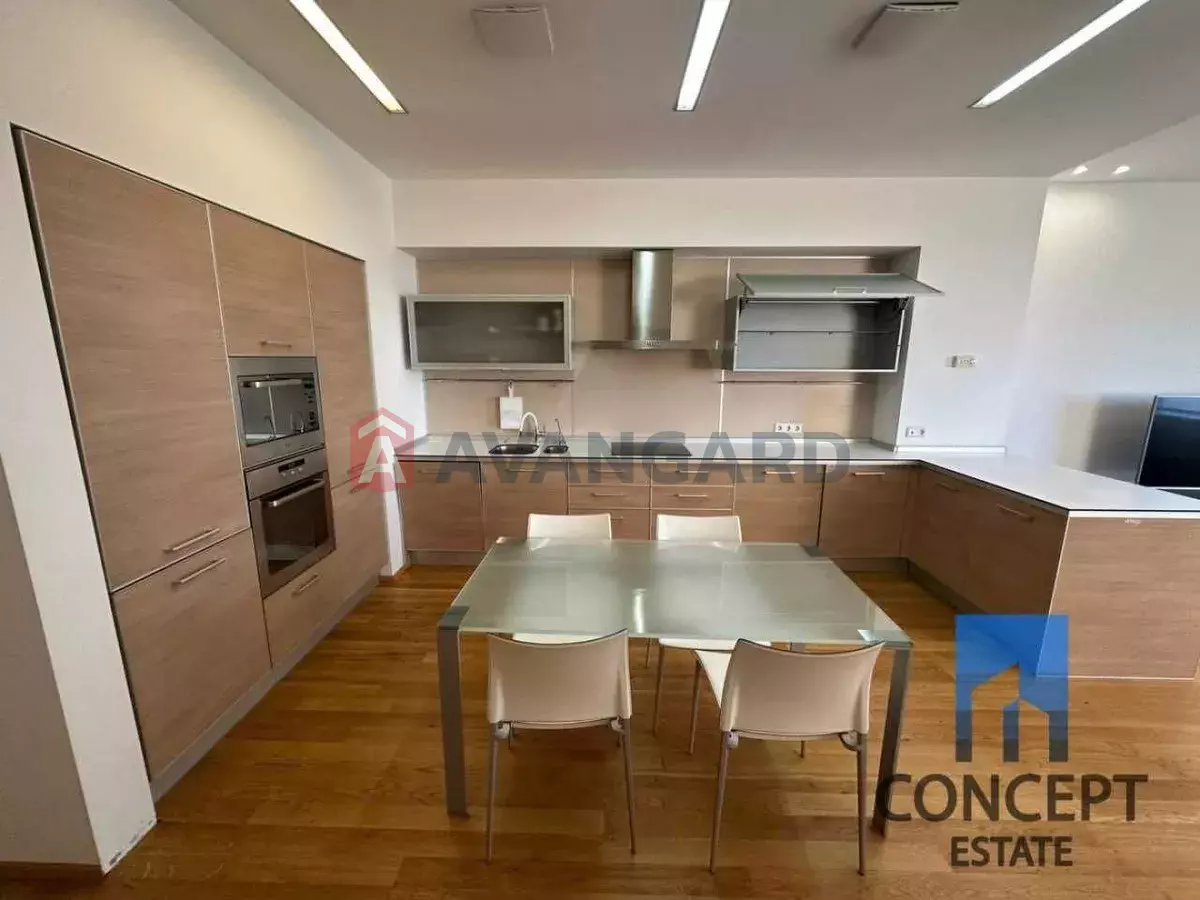 4 кім. квартира, 147/-/40 кв. м., 12/24 поверх фото 7 4 кім. квартира, 147/-/40 кв. м., 12/24 поверх фото 7