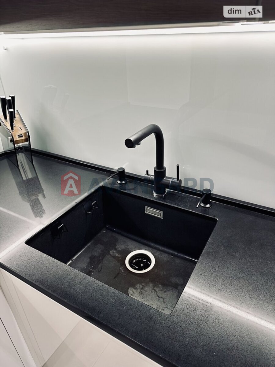 2 комн. квартира, 70/-/18 кв. м., 9/12 этаж фото 16 2 комн. квартира, 70/-/18 кв. м., 9/12 этаж фото 16