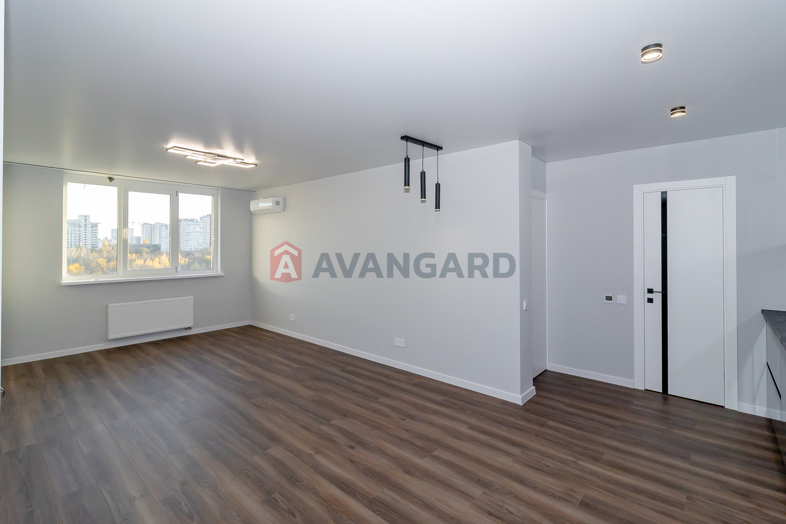 3 кім. квартира, 78/34/30 кв. м., 8/23 поверх фото 4 3 кім. квартира, 78/34/30 кв. м., 8/23 поверх фото 4