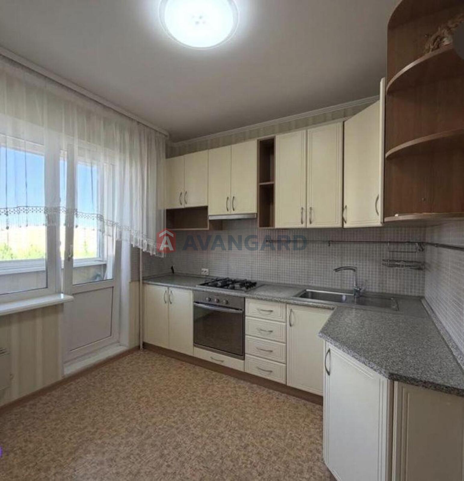 3 комн. квартира, 82/-/10 кв. м., 8/10 этаж фото 2 3 комн. квартира, 82/-/10 кв. м., 8/10 этаж фото 2