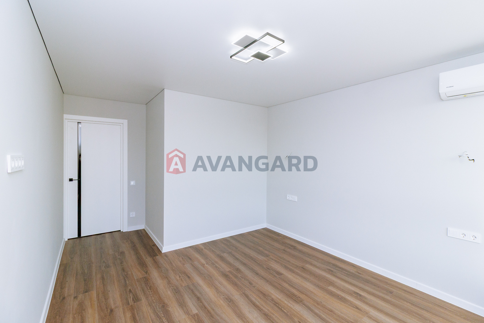 3 кім. квартира, 78/34/30 кв. м., 8/23 поверх фото 15 3 кім. квартира, 78/34/30 кв. м., 8/23 поверх фото 15