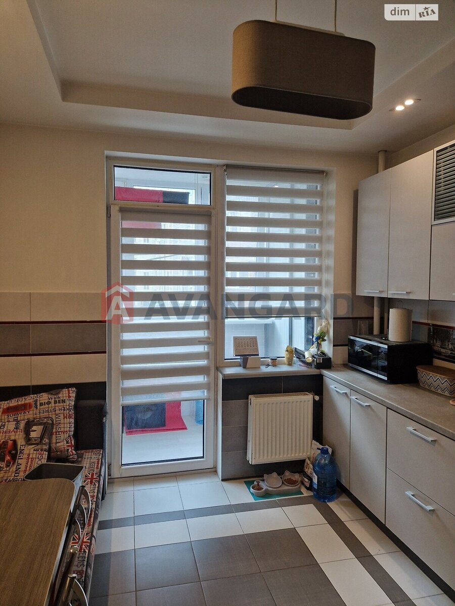 1 кім. квартира, 41/19/11 кв. м., 3/10 поверх фото 5 1 кім. квартира, 41/19/11 кв. м., 3/10 поверх фото 5