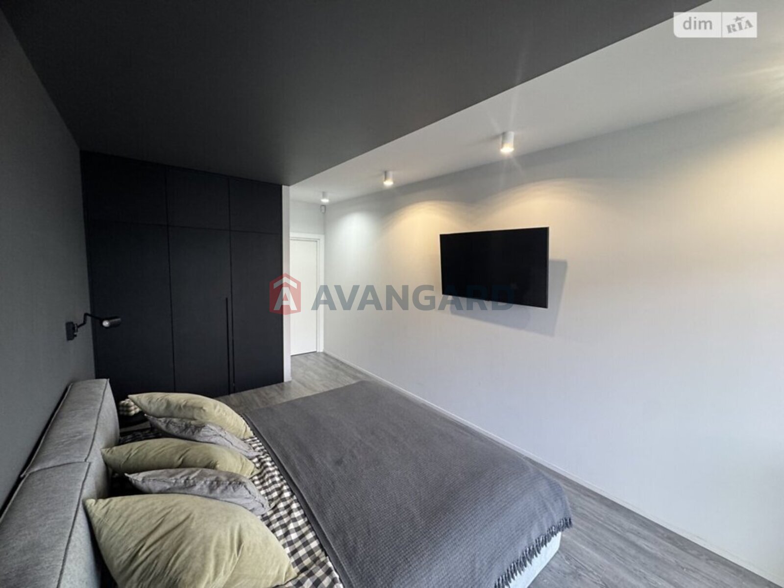 3 комн. квартира, 98/-/- кв. м., 7/10 этаж фото 18 3 комн. квартира, 98/-/- кв. м., 7/10 этаж фото 18