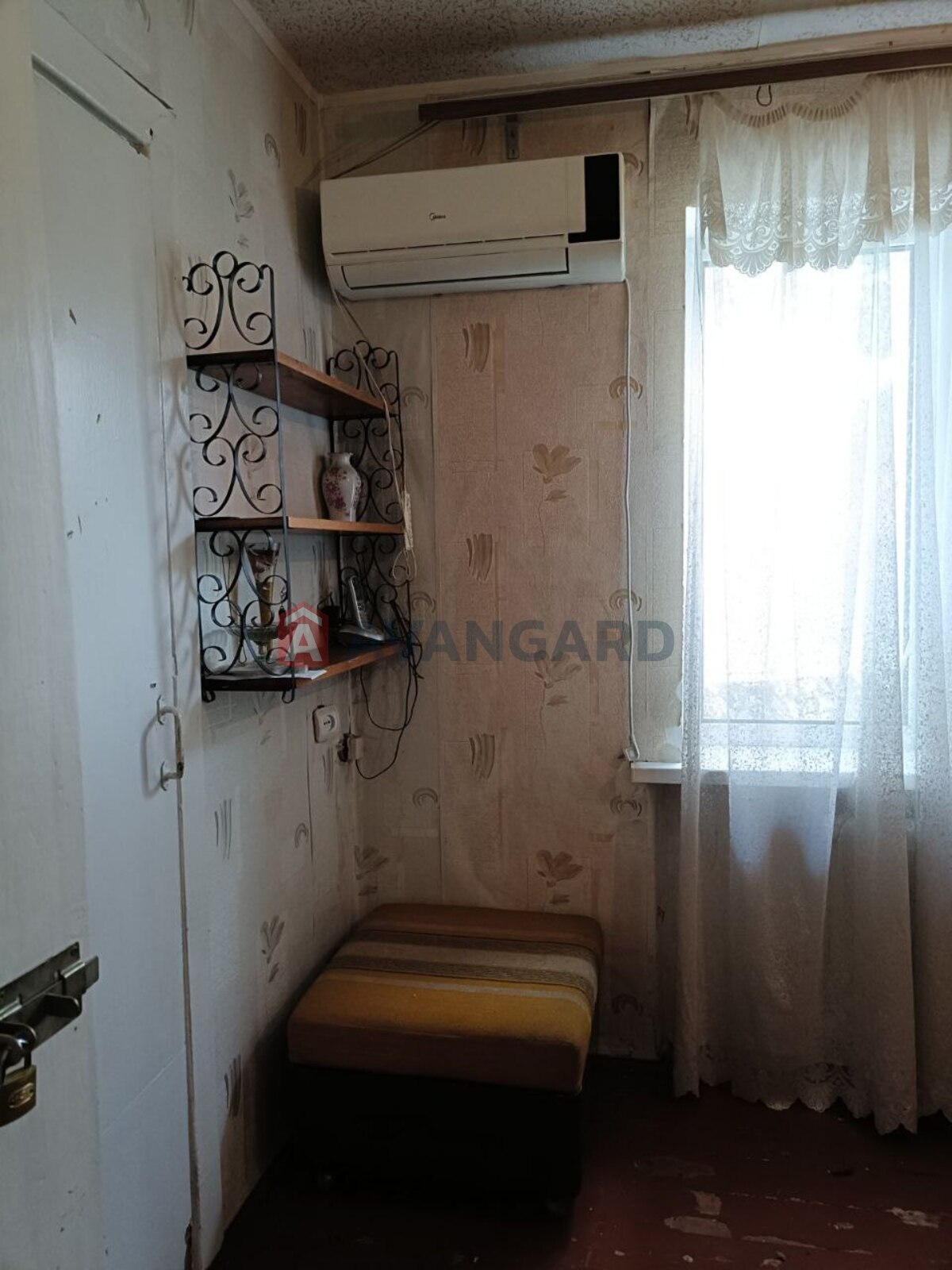 2 кім. квартира, 45.5/28.5/6 кв. м., 2/5 поверх фото 8 2 кім. квартира, 45.5/28.5/6 кв. м., 2/5 поверх фото 8