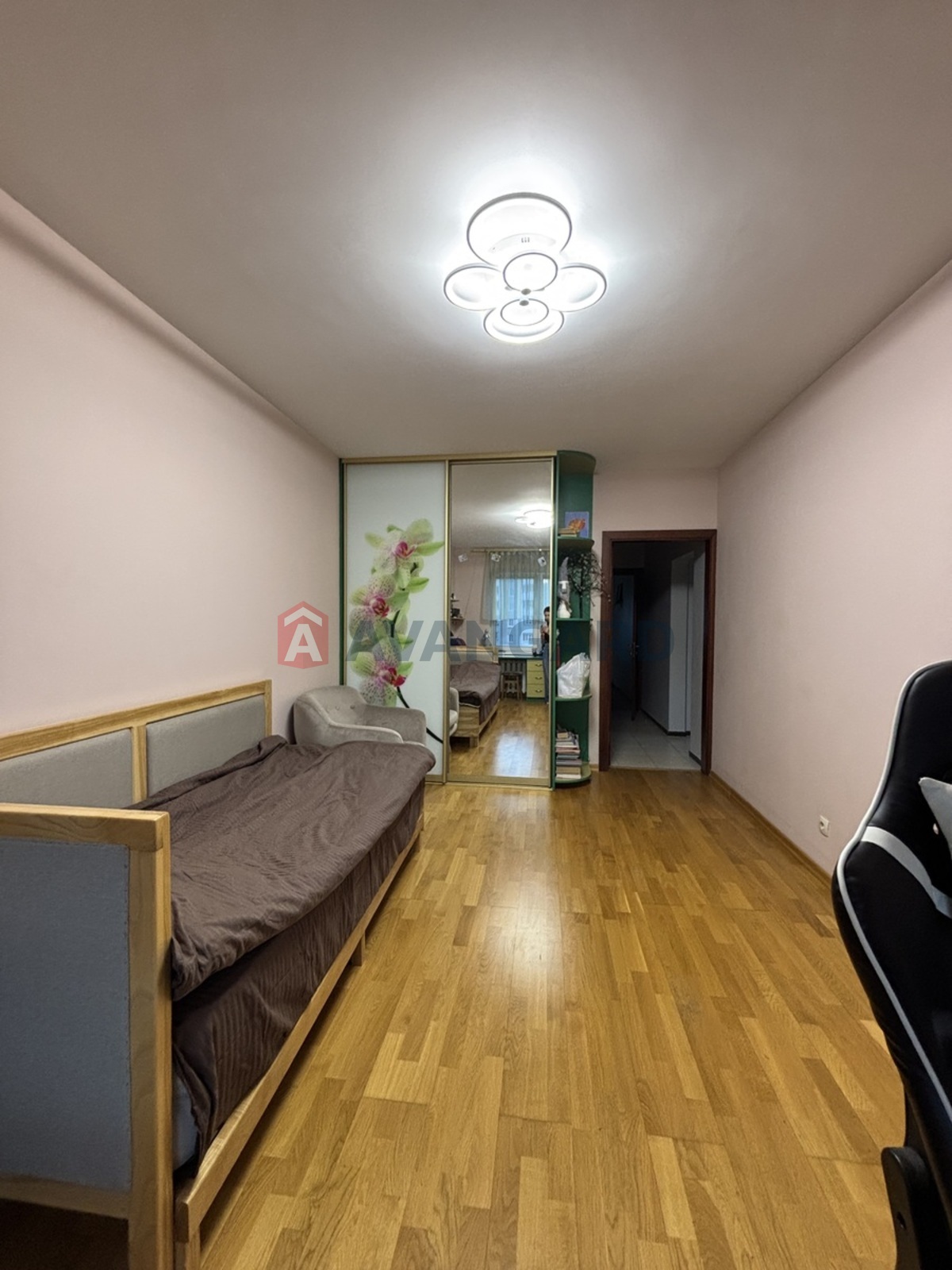 3 комн. квартира, 90/46/14 кв. м., 19/25 этаж фото 6 3 комн. квартира, 90/46/14 кв. м., 19/25 этаж фото 6