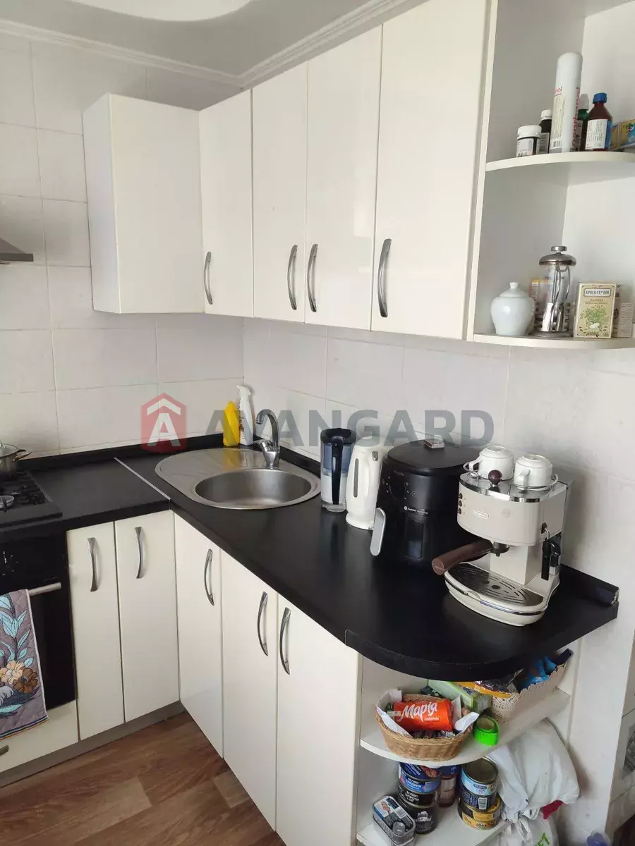 1 кім. квартира, 38/-/9 кв. м., 8/9 поверх фото 4 1 кім. квартира, 38/-/9 кв. м., 8/9 поверх фото 4