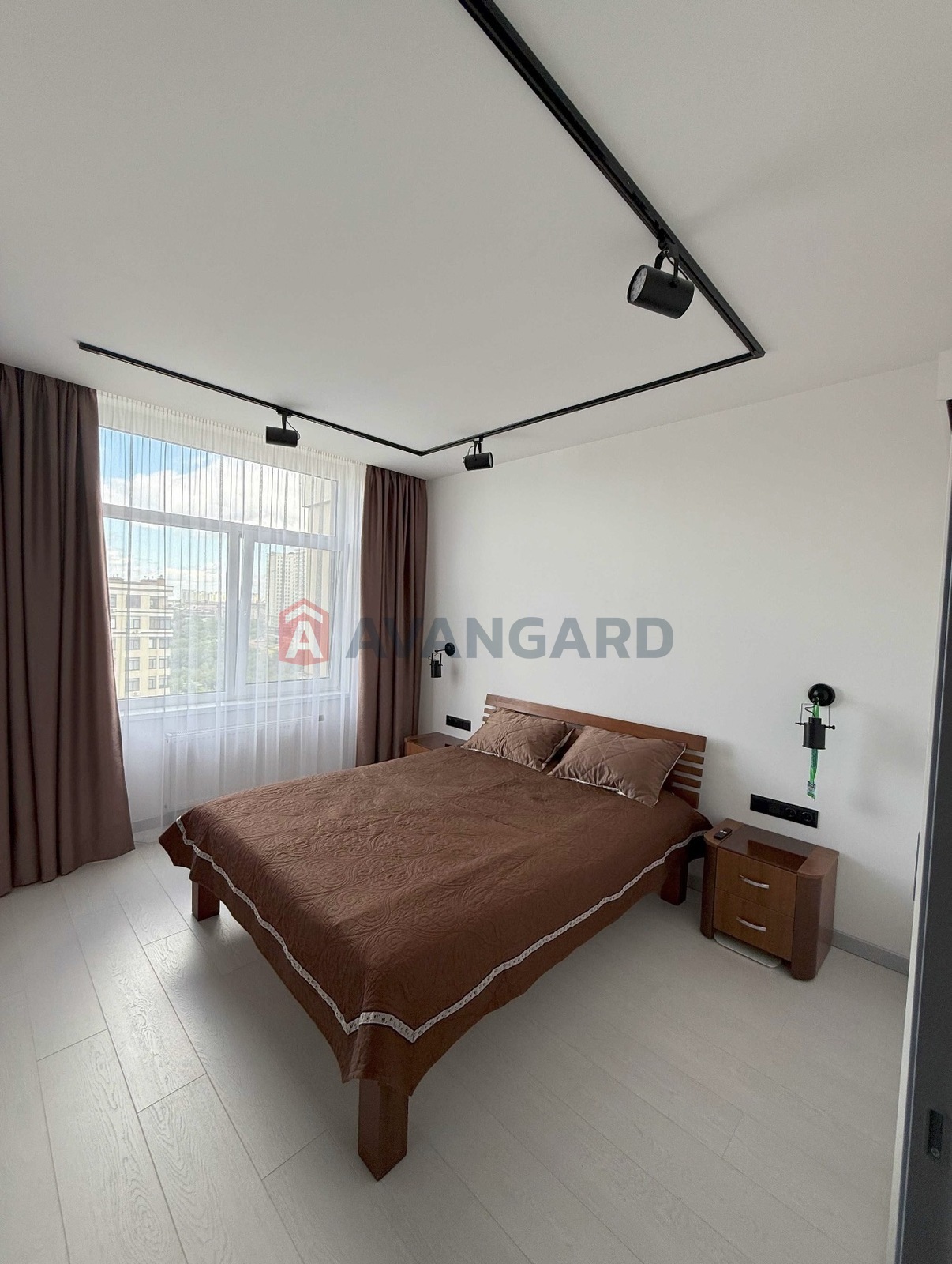 3 кім. квартира, 90/69/18 кв. м., 9/9 поверх фото 8 3 кім. квартира, 90/69/18 кв. м., 9/9 поверх фото 8