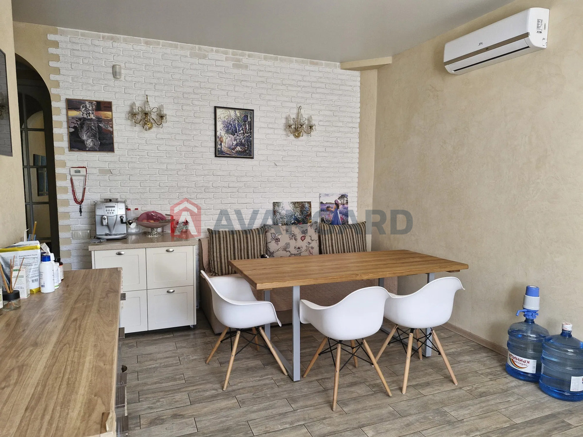 5 кім. квартира, 123/-/25 кв. м., 3/5 поверх фото 8 5 кім. квартира, 123/-/25 кв. м., 3/5 поверх фото 8