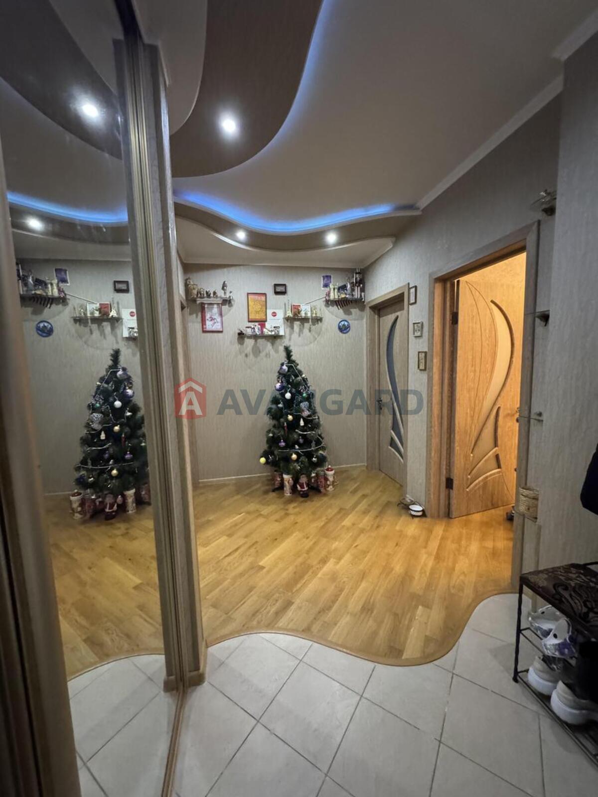 3 кім. квартира, 100/60/15 кв. м., 18/24 поверх фото 5 3 кім. квартира, 100/60/15 кв. м., 18/24 поверх фото 5