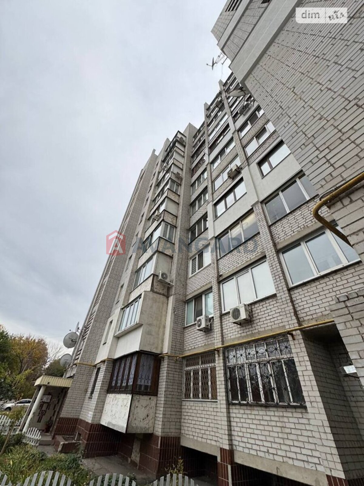 4 кім. квартира, 213/96/43 кв. м., 10/11 поверх фото 3 4 кім. квартира, 213/96/43 кв. м., 10/11 поверх фото 3