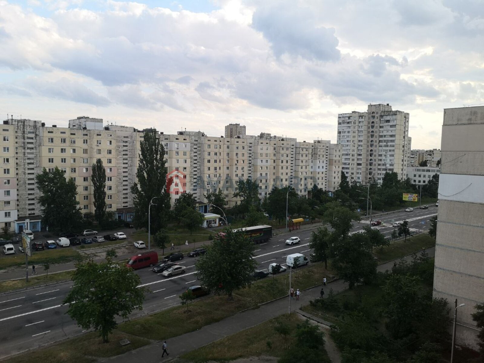 3 кім. квартира, 69/42/7 кв. м., 8/9 поверх фото 14 3 кім. квартира, 69/42/7 кв. м., 8/9 поверх фото 14