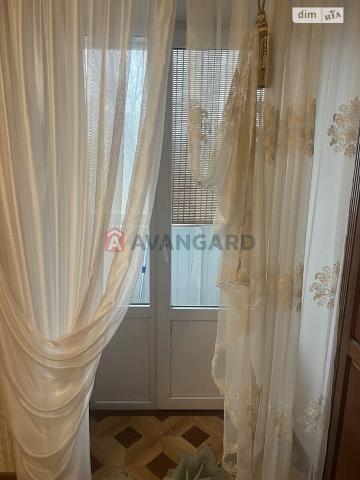 4 комн. квартира, 108/97/10 кв. м., 4/12 этаж фото 11 4 комн. квартира, 108/97/10 кв. м., 4/12 этаж фото 11