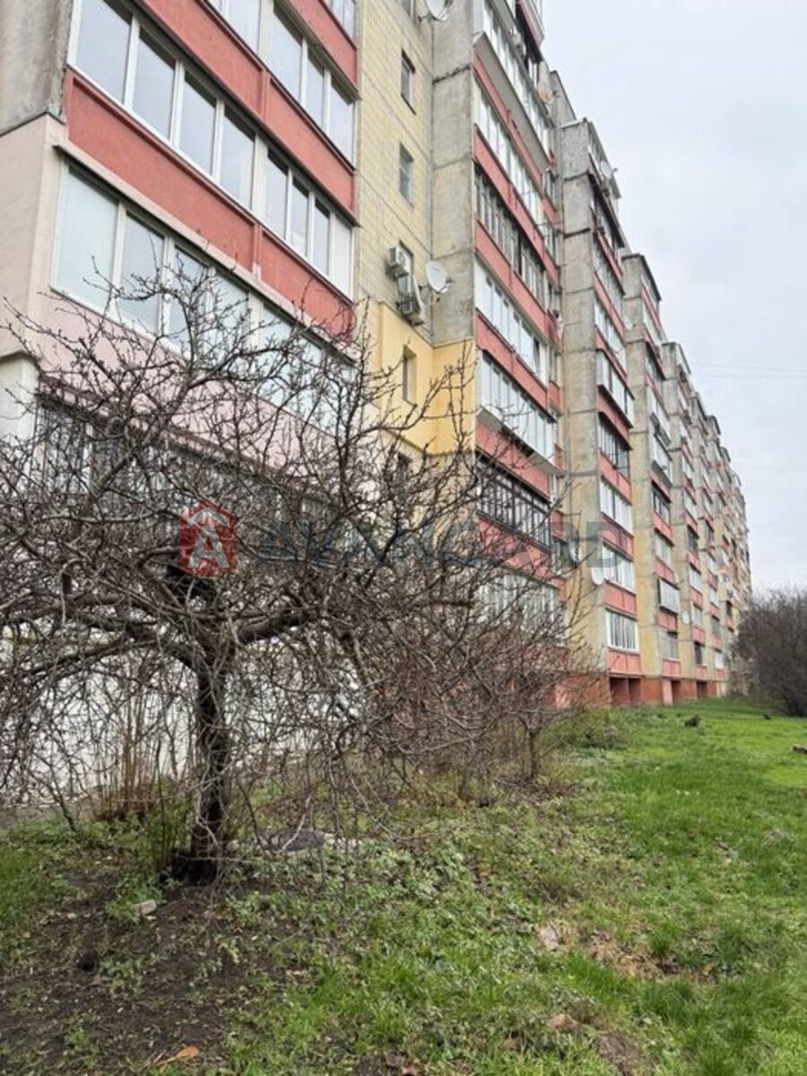 3 кім. квартира, 75/-/8 кв. м., 9/9 поверх фото 15 3 кім. квартира, 75/-/8 кв. м., 9/9 поверх фото 15