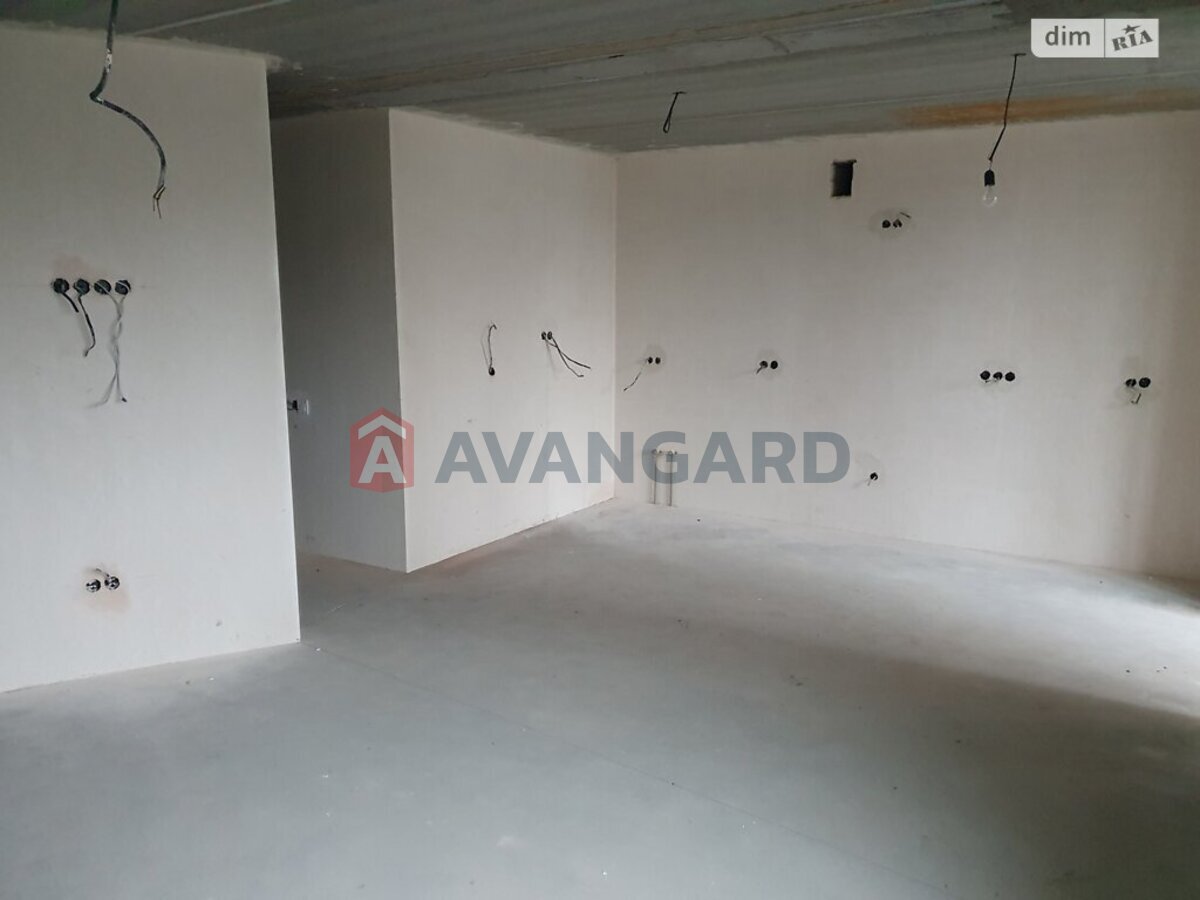 3 кім. квартира, 87/30/33 кв. м., 1/10 поверх фото 9 3 кім. квартира, 87/30/33 кв. м., 1/10 поверх фото 9