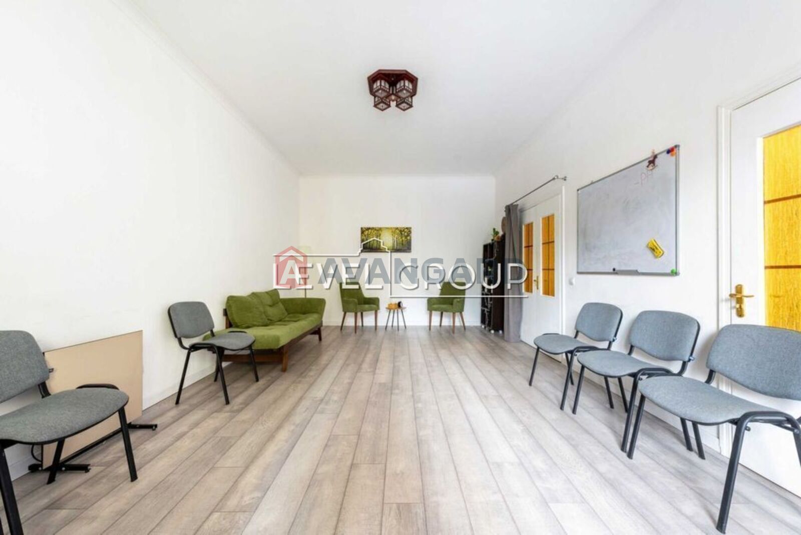 3 кім. квартира, 117/67/17 кв. м., 2/10 поверх фото 8 3 кім. квартира, 117/67/17 кв. м., 2/10 поверх фото 8