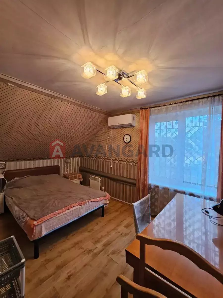 5 комн. квартира, 195/-/10 кв. м., -/2 этаж фото 16 5 комн. квартира, 195/-/10 кв. м., -/2 этаж фото 16