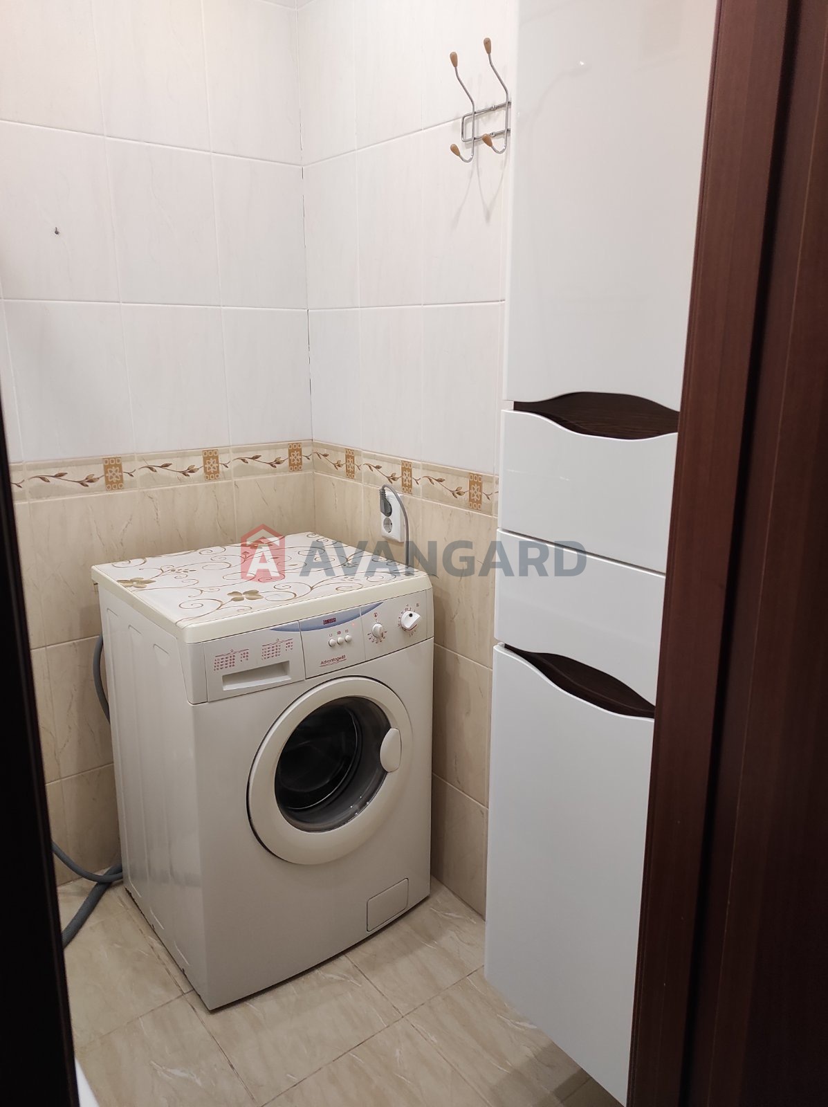 3 кім. квартира, 69/-/8 кв. м., 9/9 поверх фото 9 3 кім. квартира, 69/-/8 кв. м., 9/9 поверх фото 9