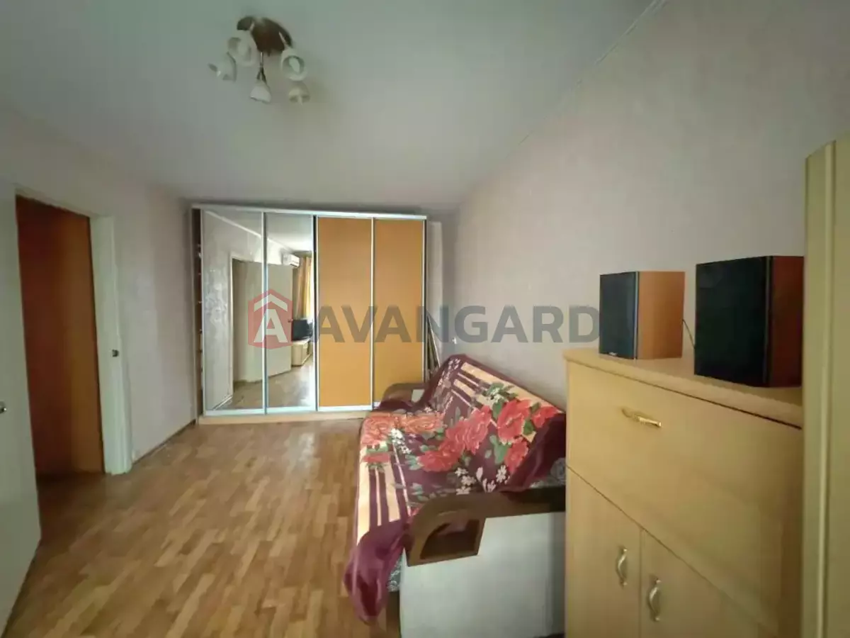 2 кім. квартира, 50/30/8 кв. м., 8/9 поверх фото 3 2 кім. квартира, 50/30/8 кв. м., 8/9 поверх фото 3