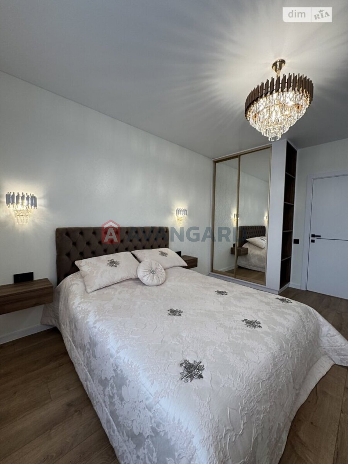 2 комн. квартира, 80/45/23 кв. м., 3/10 этаж фото 10 2 комн. квартира, 80/45/23 кв. м., 3/10 этаж фото 10