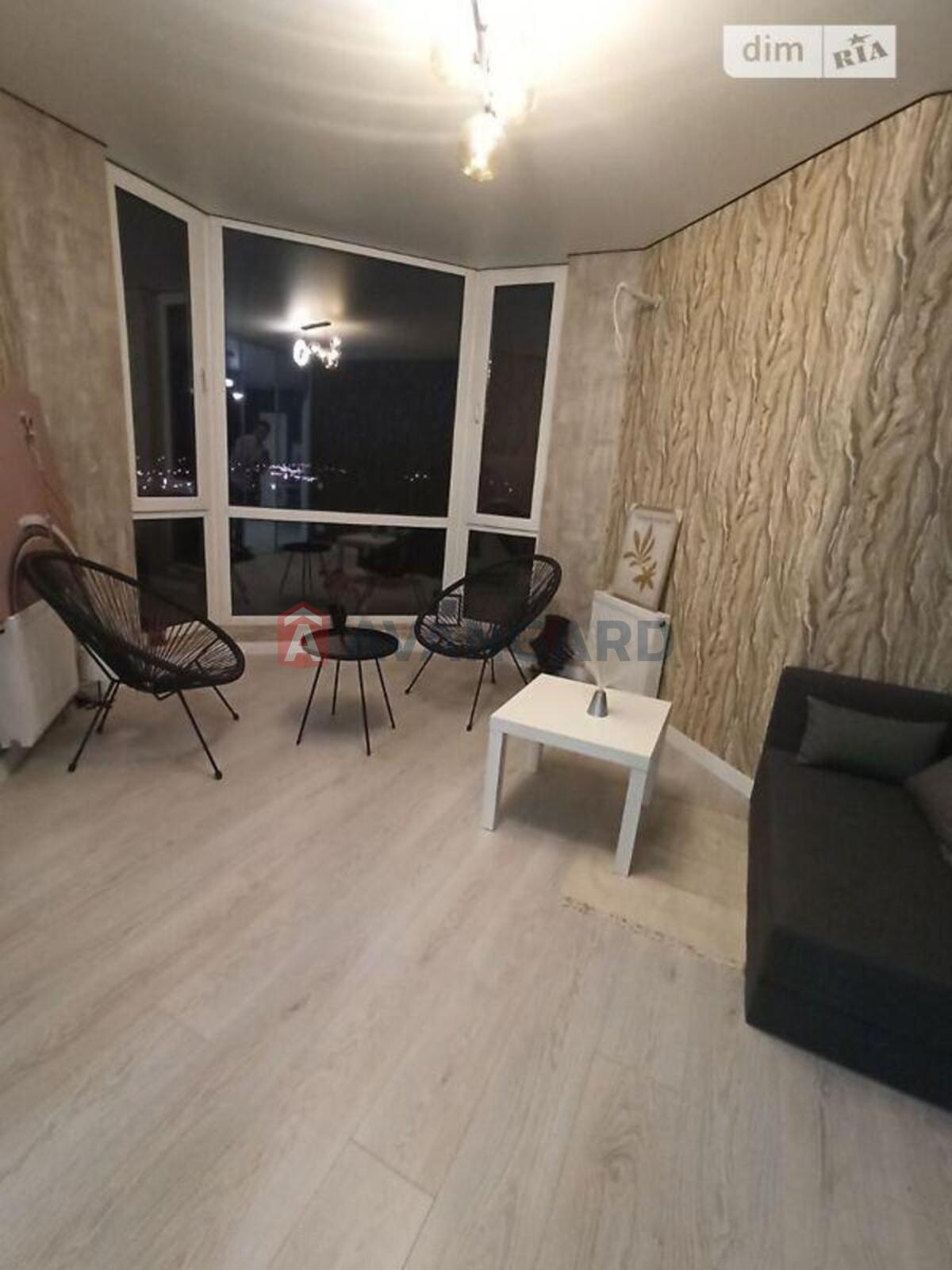 2 комн. квартира, 56/36/20 кв. м., 10/18 этаж фото 12 2 комн. квартира, 56/36/20 кв. м., 10/18 этаж фото 12