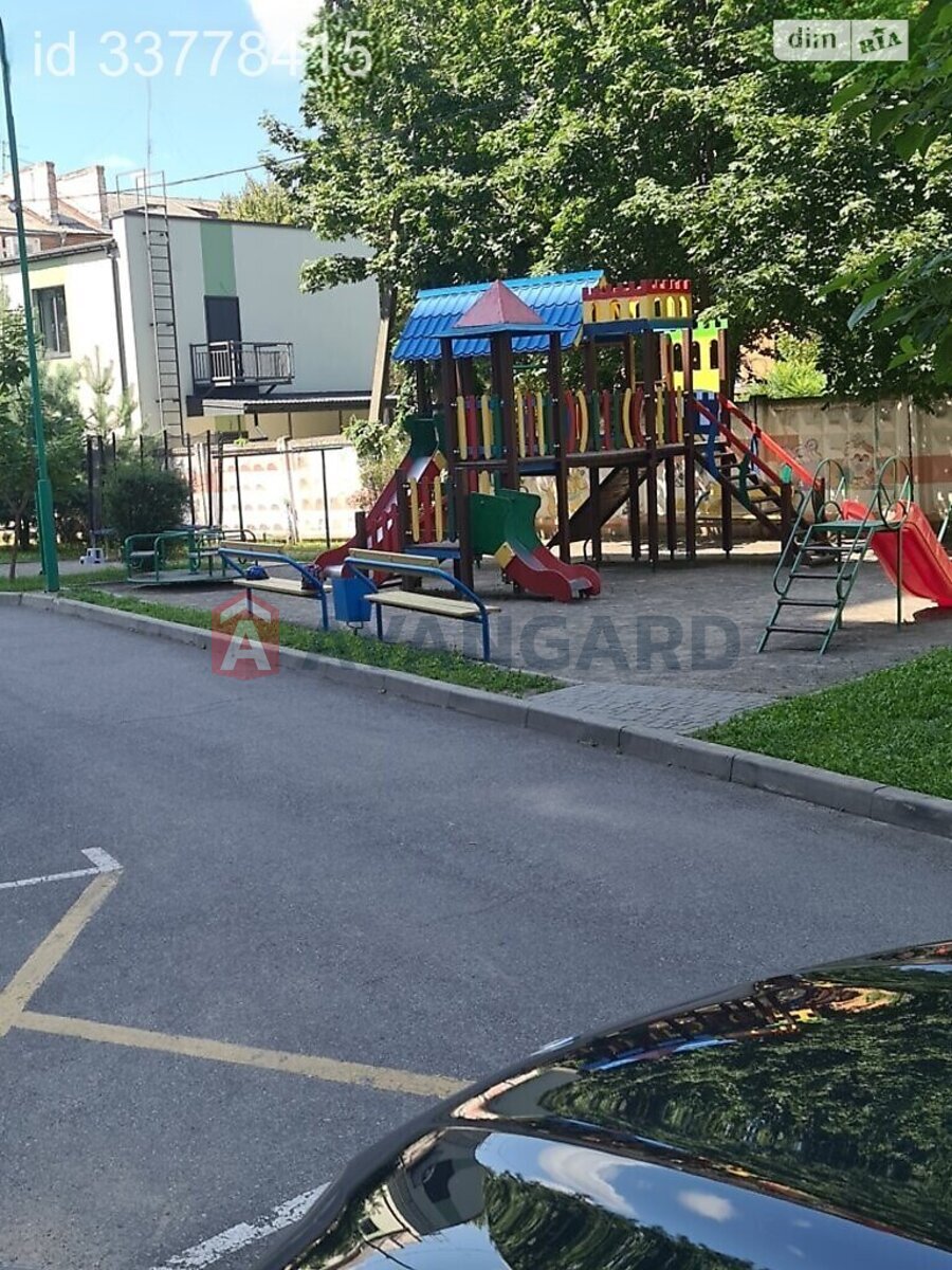 3 кім. квартира, 115/85/20 кв. м., 2/10 поверх фото 1 3 кім. квартира, 115/85/20 кв. м., 2/10 поверх фото 1