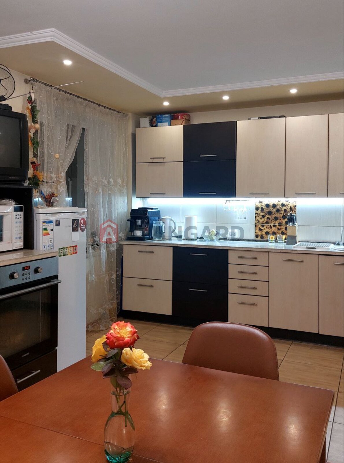 3 кім. квартира, 84/60/16 кв. м., 4/16 поверх фото 6 3 кім. квартира, 84/60/16 кв. м., 4/16 поверх фото 6