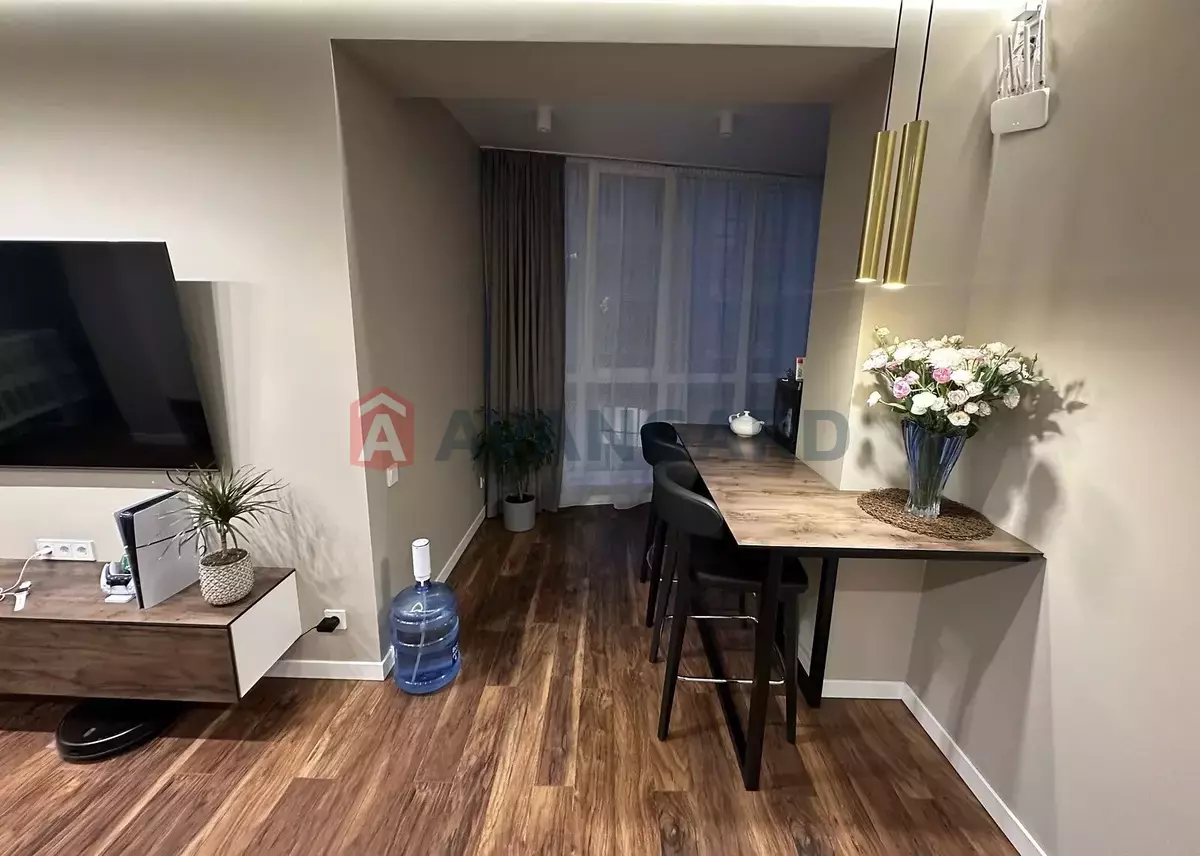 2 кім. квартира, 57/-/- кв. м., 8/10 поверх фото 8 2 кім. квартира, 57/-/- кв. м., 8/10 поверх фото 8