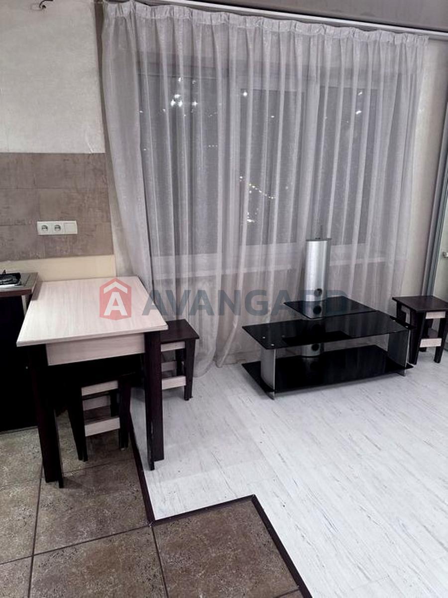 1 кім. квартира, 23 / 10 / 8 м? кв. м., 8/9 поверх фото 1 1 кім. квартира, 23 / 10 / 8 м? кв. м., 8/9 поверх фото 1