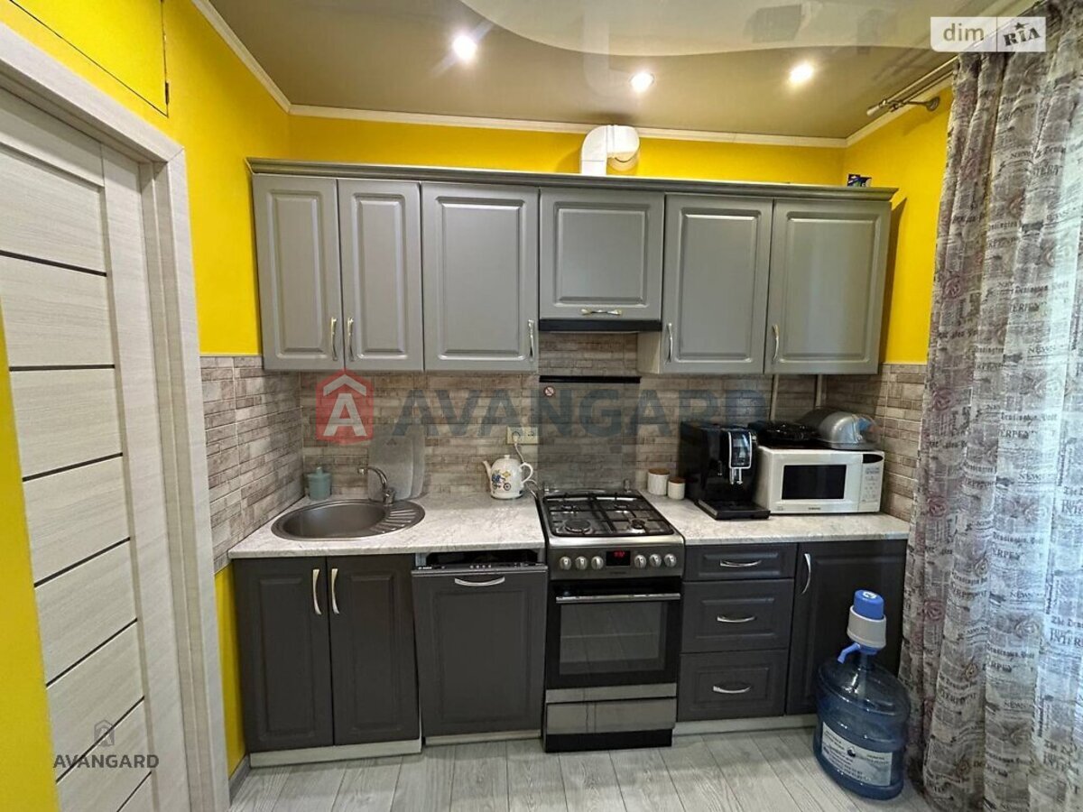 2 кім. квартира, 50/30/8 кв. м., 5/5 поверх фото 19 2 кім. квартира, 50/30/8 кв. м., 5/5 поверх фото 19