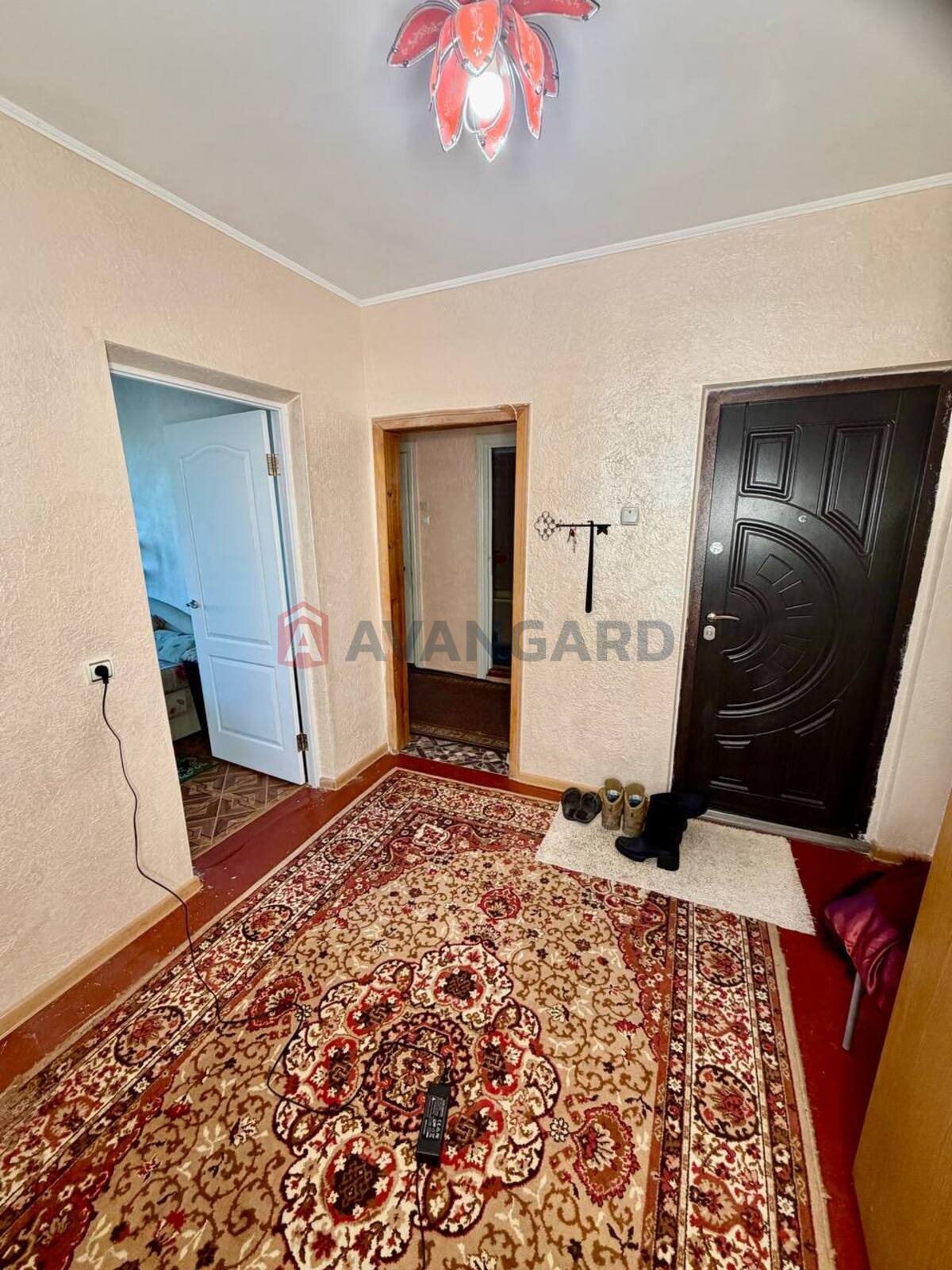 3 кім. квартира, 71/68/12 кв. м., 9/9 поверх фото 5 3 кім. квартира, 71/68/12 кв. м., 9/9 поверх фото 5