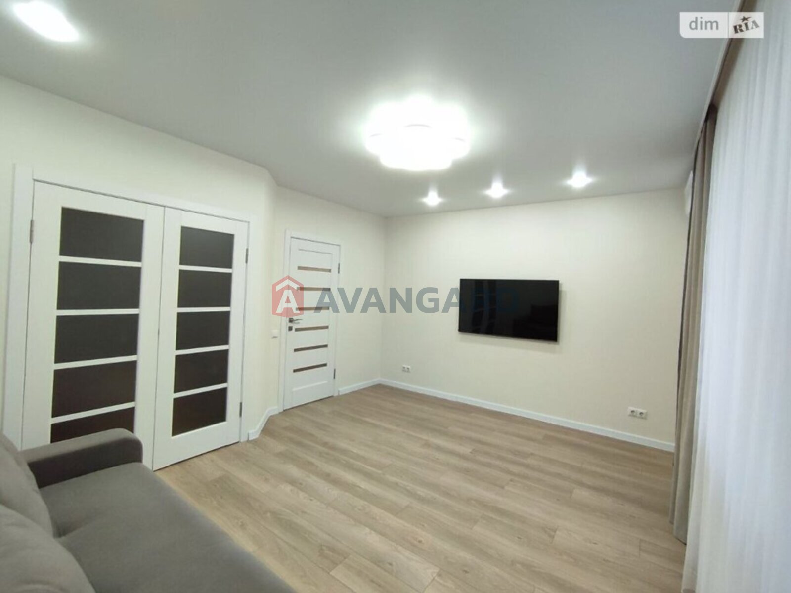 1 комн. квартира, 56/29/12 кв. м., 9/12 этаж фото 5 1 комн. квартира, 56/29/12 кв. м., 9/12 этаж фото 5