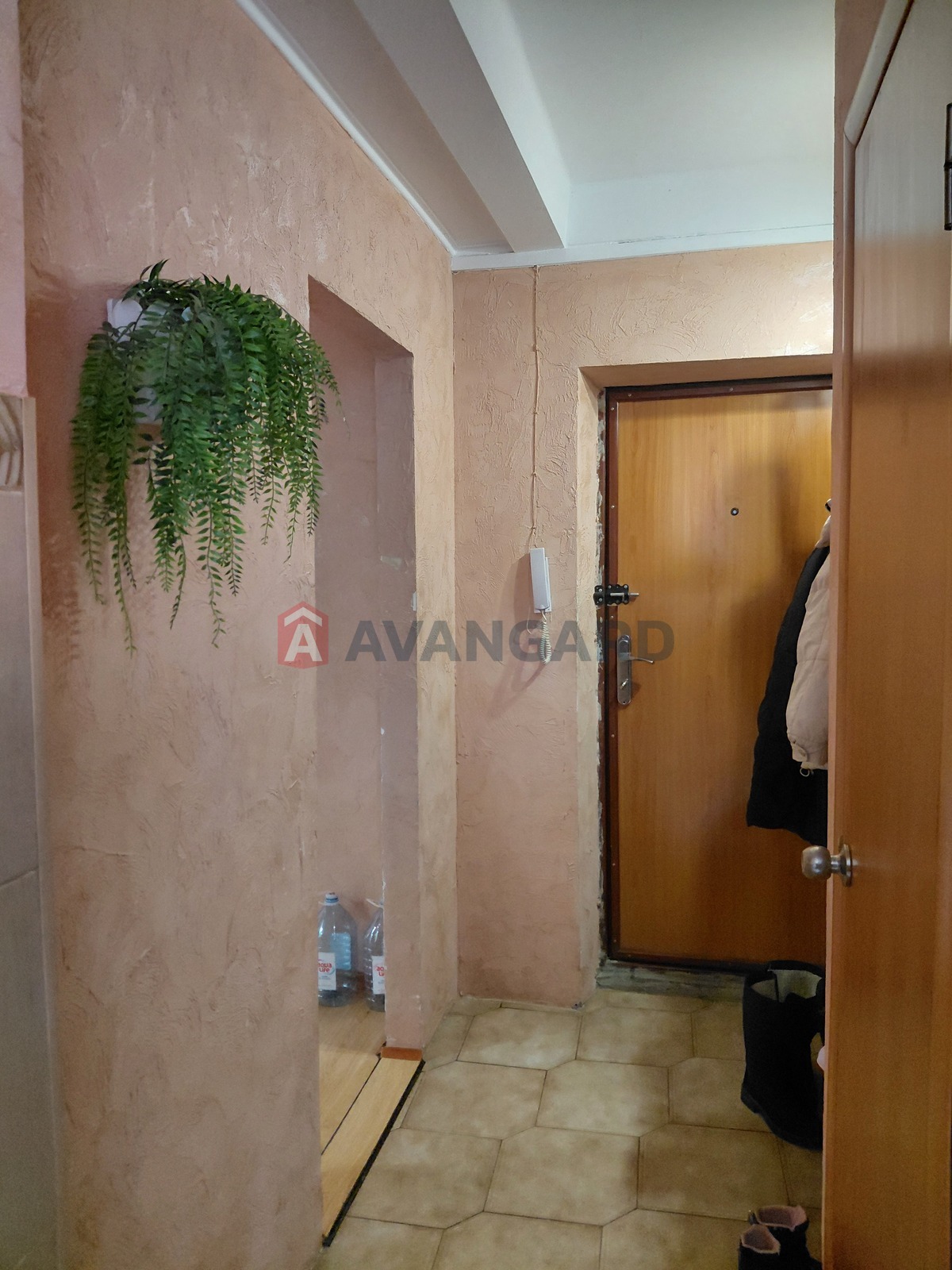 3 кім. квартира, 42/31/5 кв. м., 3/5 поверх фото 6 3 кім. квартира, 42/31/5 кв. м., 3/5 поверх фото 6