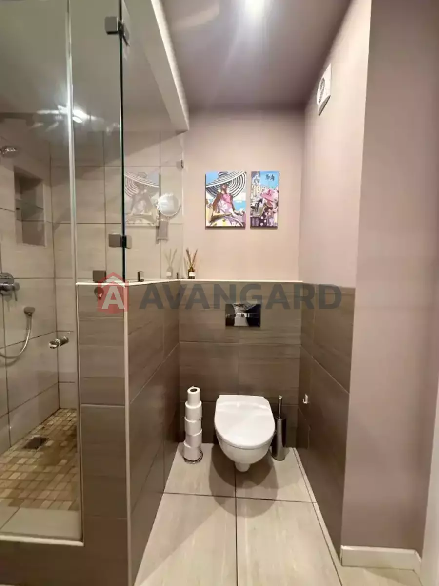 3 кім. квартира, 70/36/8 кв. м., 9/9 поверх фото 13 3 кім. квартира, 70/36/8 кв. м., 9/9 поверх фото 13