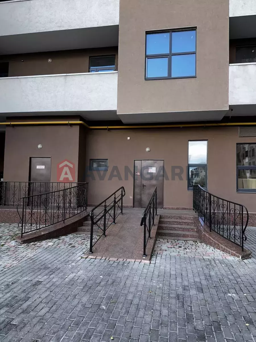 3 кім. квартира, 78/-/15 кв. м., 18/20 поверх фото 10 3 кім. квартира, 78/-/15 кв. м., 18/20 поверх фото 10