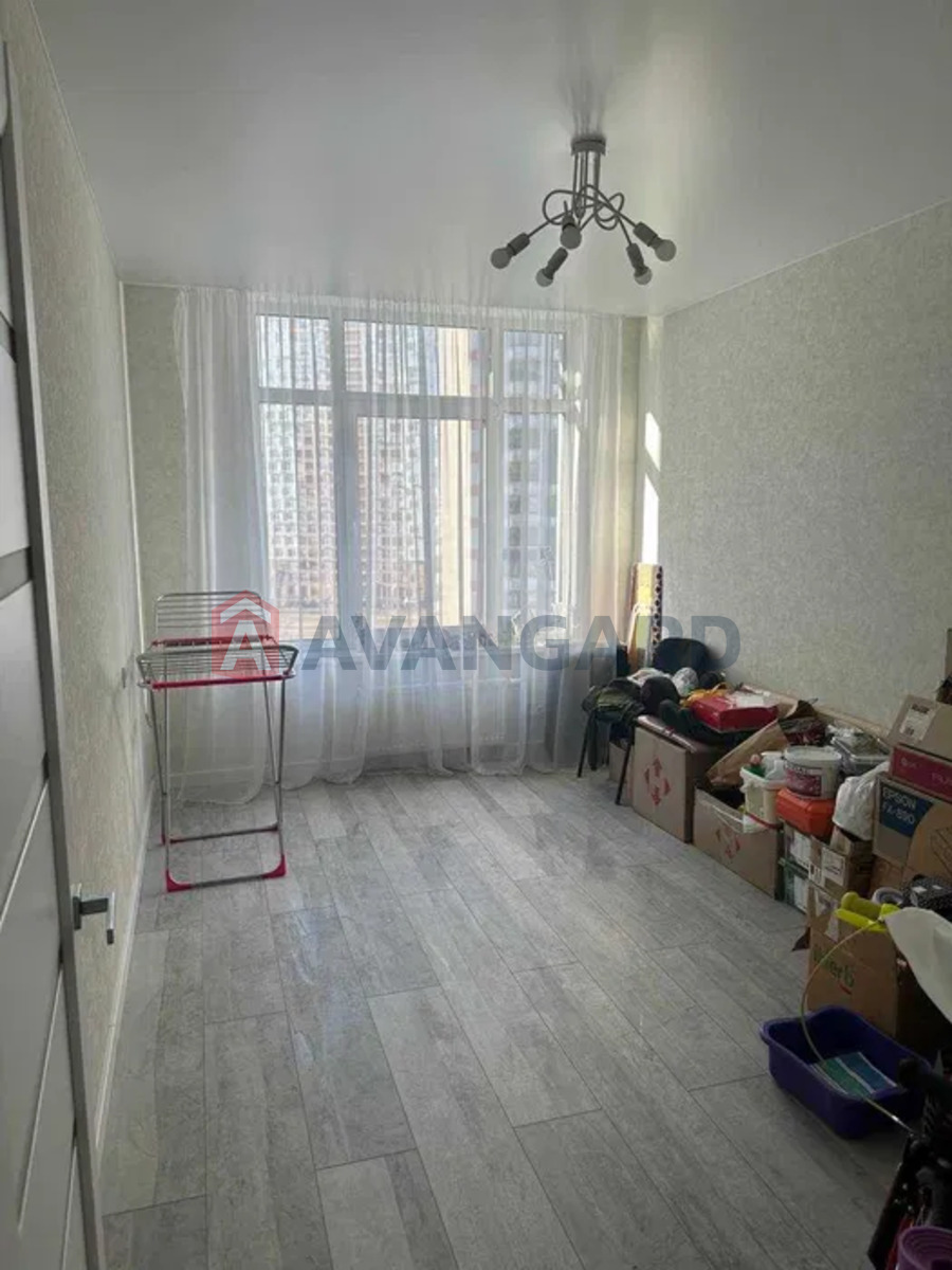 3 комн. квартира, 90/-/30 кв. м., 8/25 этаж фото 8 3 комн. квартира, 90/-/30 кв. м., 8/25 этаж фото 8