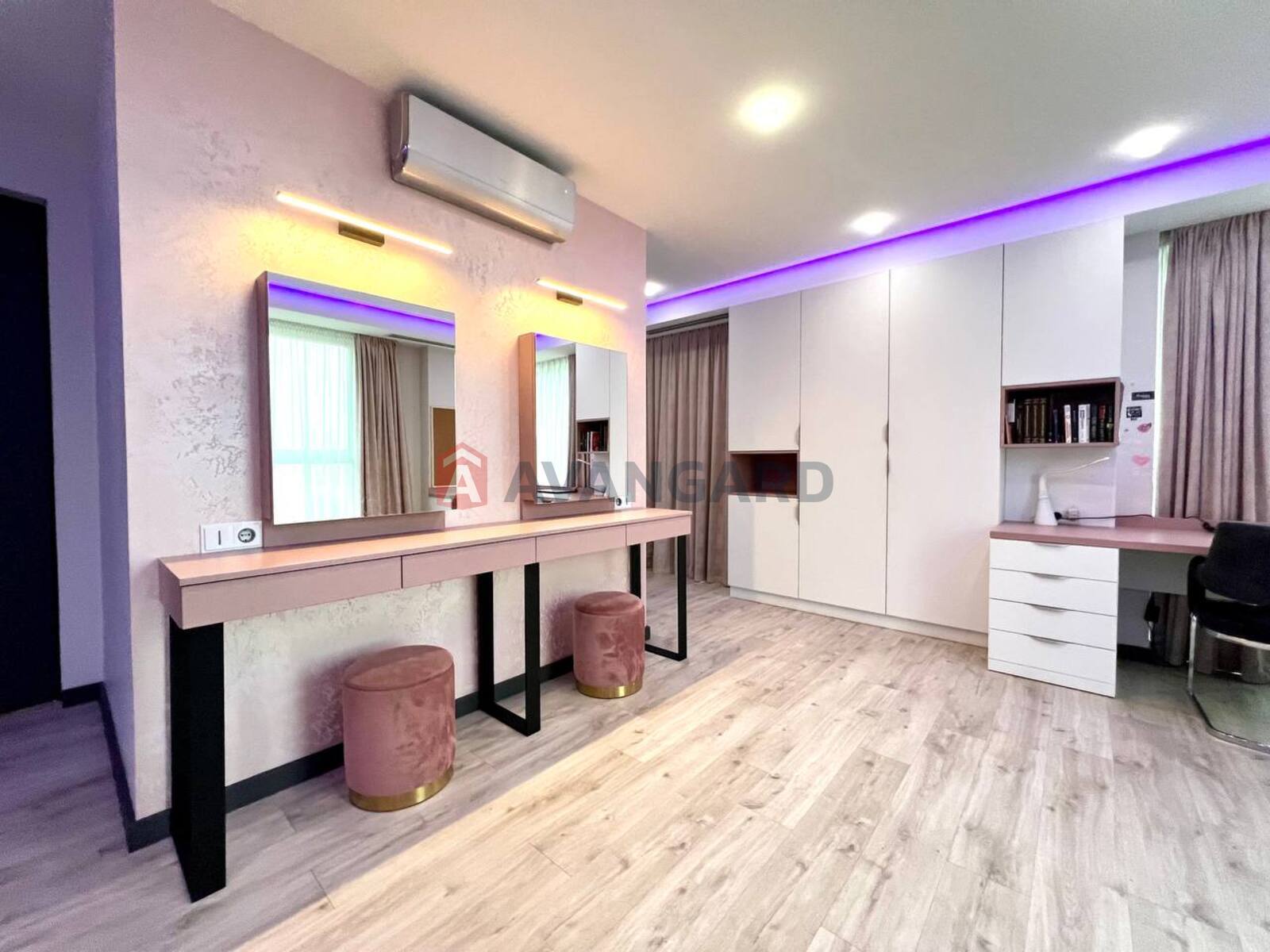 3 кім. квартира, 138/40/40 кв. м., 4/17 поверх фото 12 3 кім. квартира, 138/40/40 кв. м., 4/17 поверх фото 12