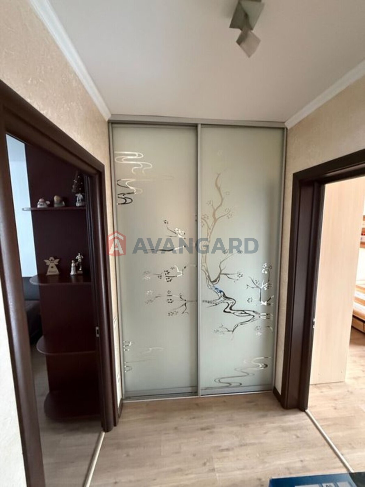 3 кім. квартира, 70/-/9 кв. м., 6/9 поверх фото 11 3 кім. квартира, 70/-/9 кв. м., 6/9 поверх фото 11