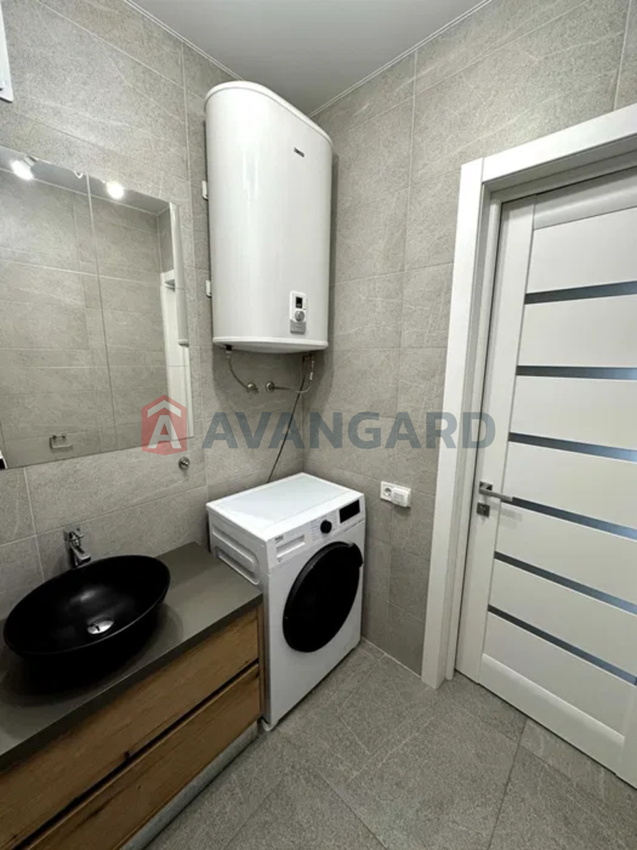 3 комн. квартира, 90/-/30 кв. м., 8/25 этаж фото 14 3 комн. квартира, 90/-/30 кв. м., 8/25 этаж фото 14