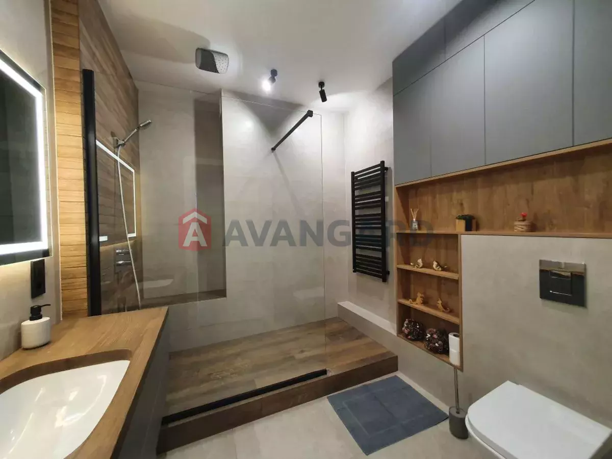 4 кім. квартира, 120/-/53 кв. м., 18/24 поверх фото 7 4 кім. квартира, 120/-/53 кв. м., 18/24 поверх фото 7