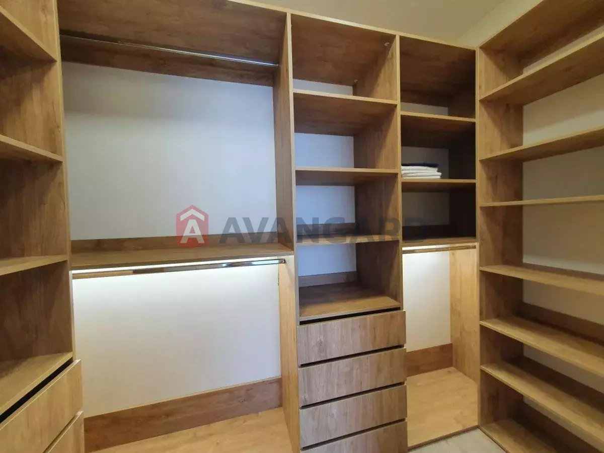 4 кім. квартира, 120/-/53 кв. м., 18/24 поверх фото 6 4 кім. квартира, 120/-/53 кв. м., 18/24 поверх фото 6