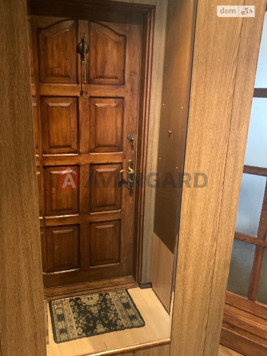 3 кім. квартира, 56/40/9 кв. м., 4/5 поверх фото 4 3 кім. квартира, 56/40/9 кв. м., 4/5 поверх фото 4