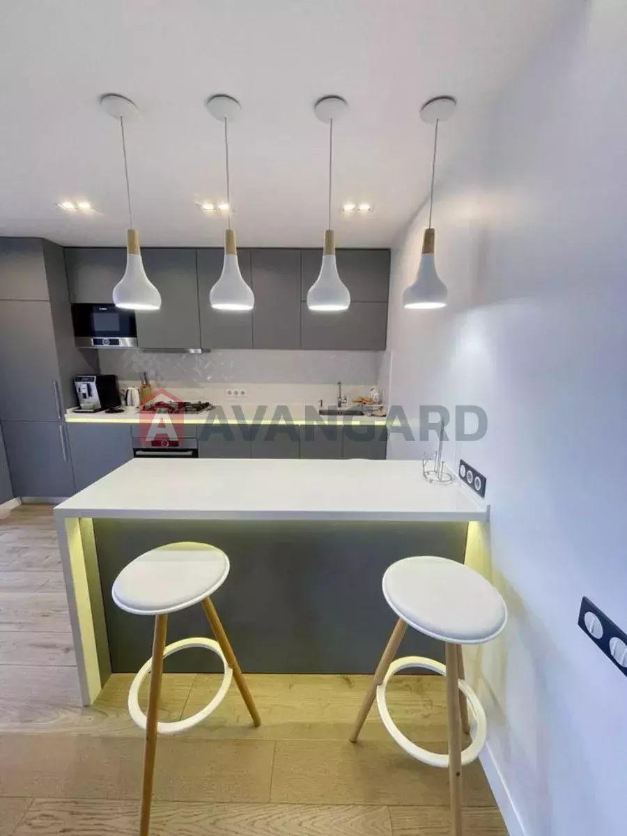 3 кім. квартира, 102/-/10 кв. м., 5/12 поверх фото 1 3 кім. квартира, 102/-/10 кв. м., 5/12 поверх фото 1