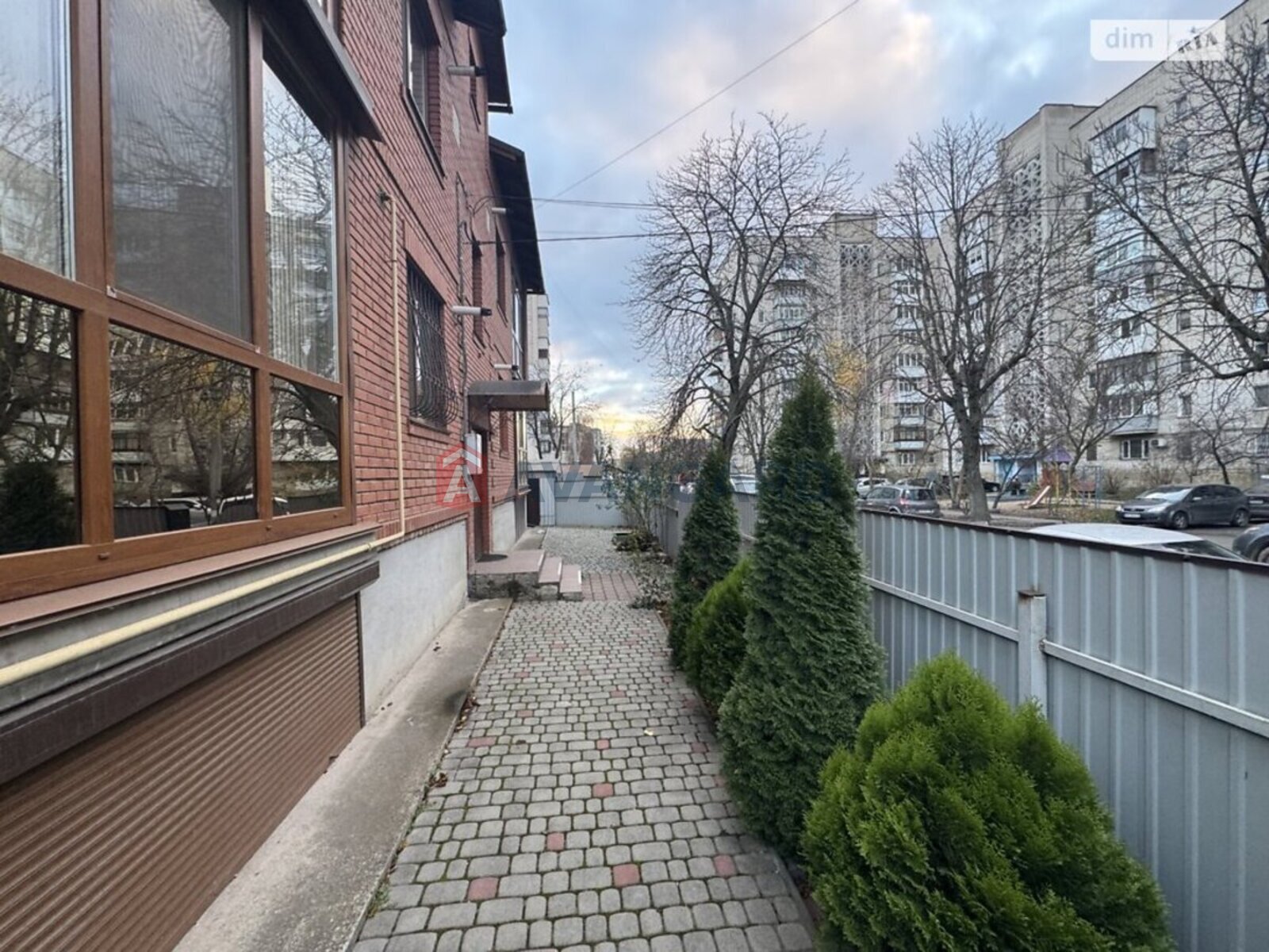 1 кім. квартира, 34/13/7 кв. м., 2/2 поверх фото 12 1 кім. квартира, 34/13/7 кв. м., 2/2 поверх фото 12