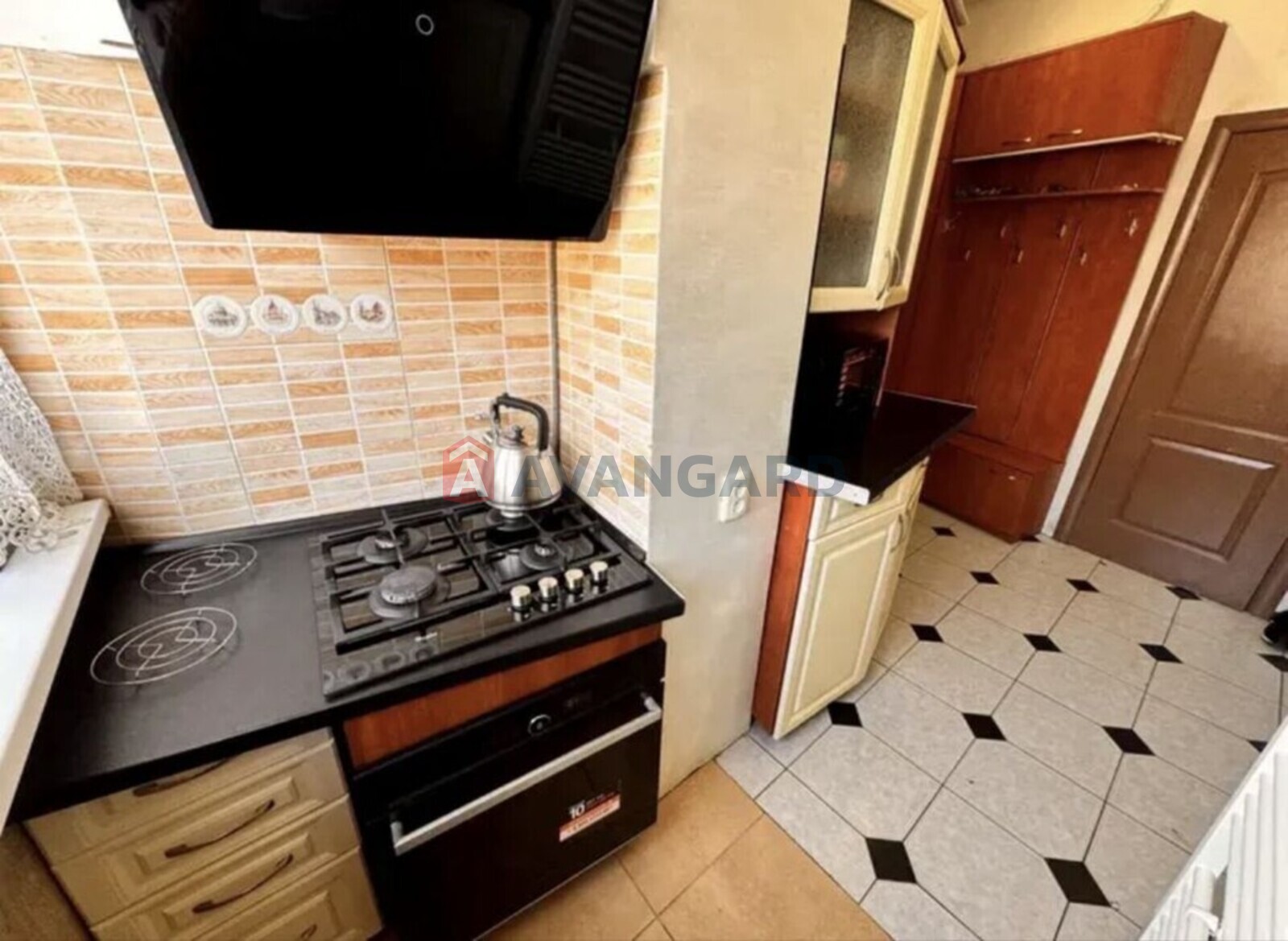 4 комн. квартира, 113/-/5 кв. м., 3/3 этаж фото 1 4 комн. квартира, 113/-/5 кв. м., 3/3 этаж фото 1