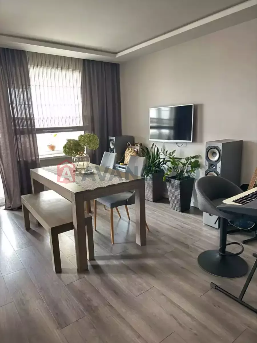 3 кім. квартира, 70/36/8 кв. м., 9/9 поверх фото 4 3 кім. квартира, 70/36/8 кв. м., 9/9 поверх фото 4