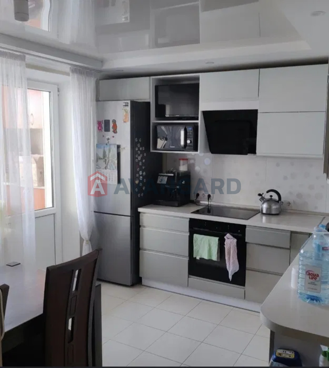 3 кім. квартира, 76/-/11 кв. м., 4/16 поверх фото 6 3 кім. квартира, 76/-/11 кв. м., 4/16 поверх фото 6