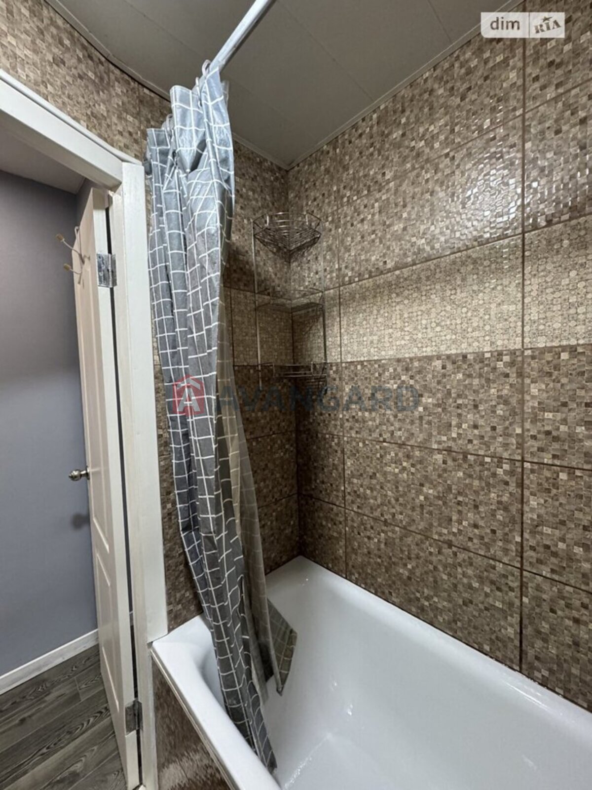 2 кім. квартира, 41/26/5 кв. м., 3/5 поверх фото 6 2 кім. квартира, 41/26/5 кв. м., 3/5 поверх фото 6