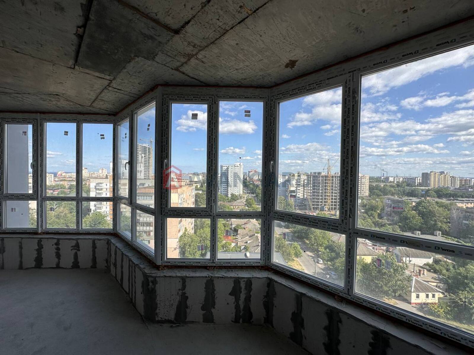 2 кім. квартира, 80/-/13 кв. м., 11/17 поверх фото 9 2 кім. квартира, 80/-/13 кв. м., 11/17 поверх фото 9