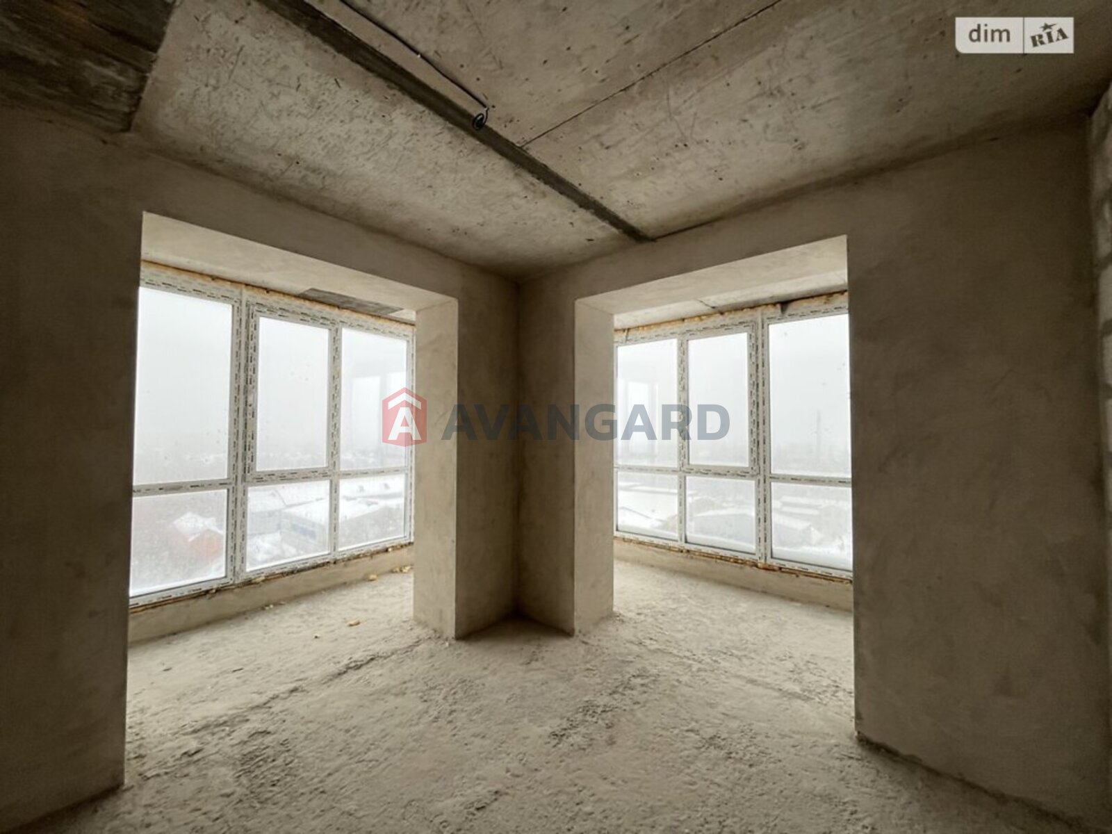 3 кім. квартира, 100/-/21 кв. м., 10/10 поверх фото 1 3 кім. квартира, 100/-/21 кв. м., 10/10 поверх фото 1